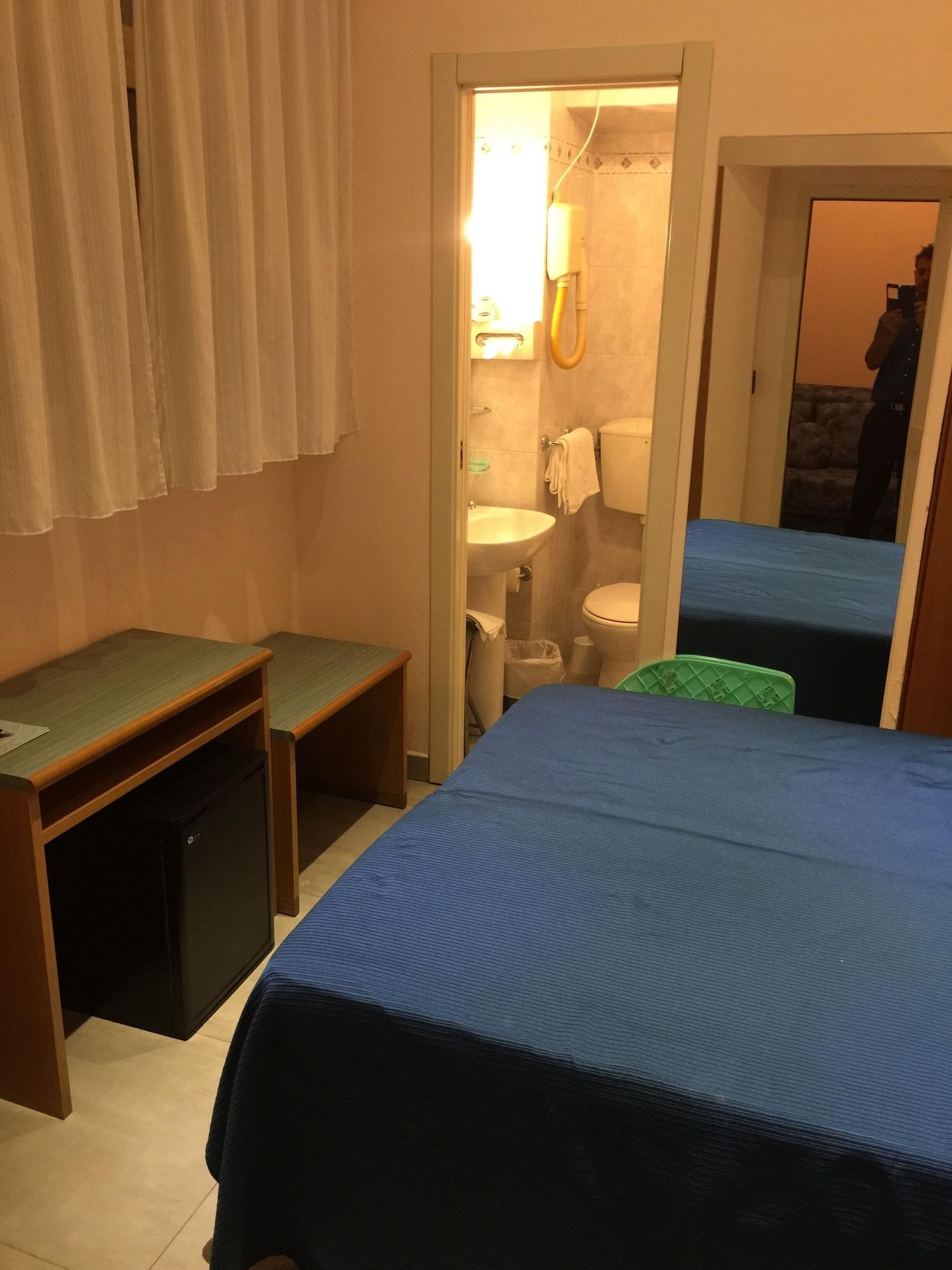 Hotel Roma Marina di Massa Eksteriør bilde