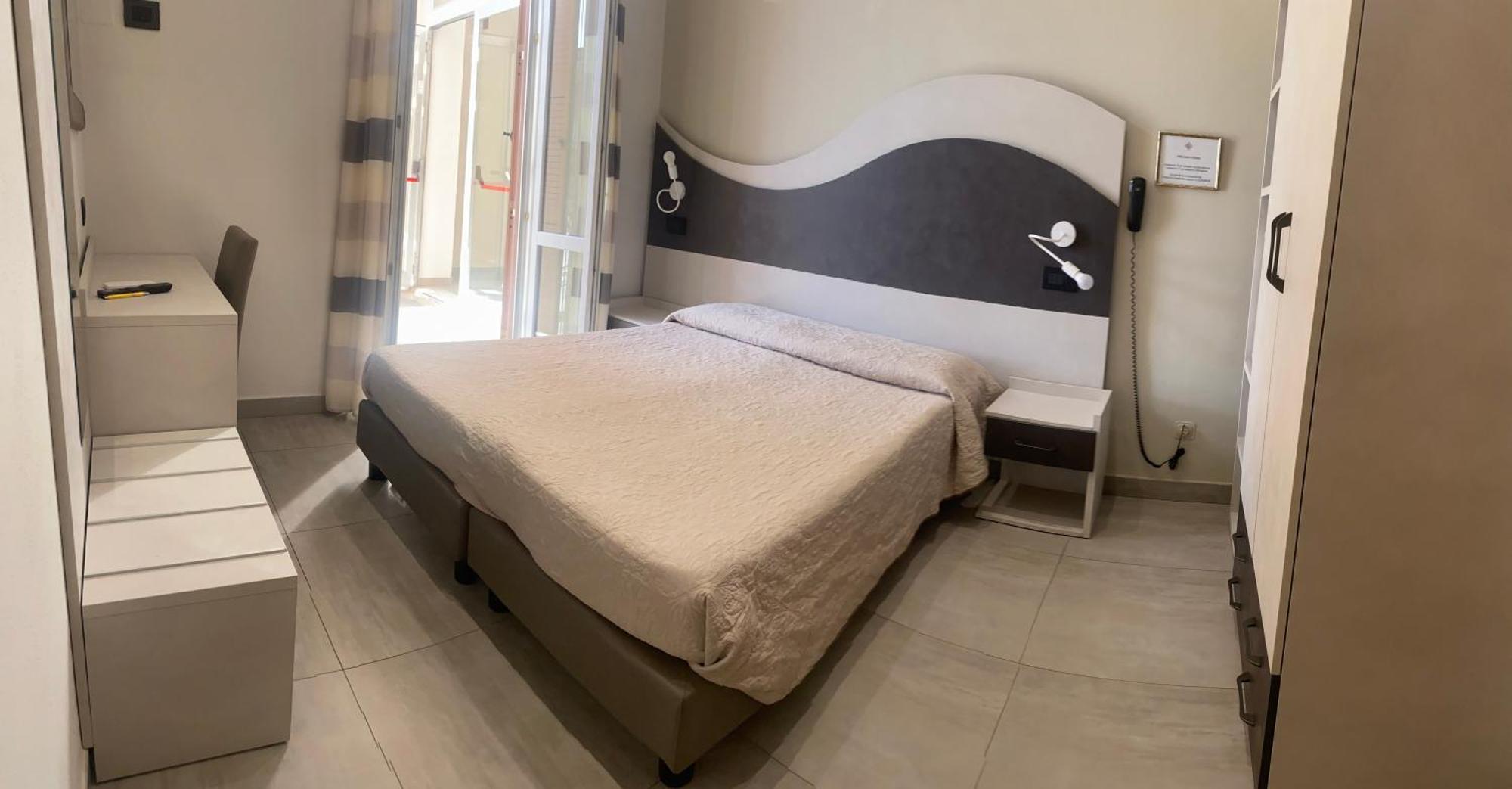Hotel Roma Marina di Massa Eksteriør bilde