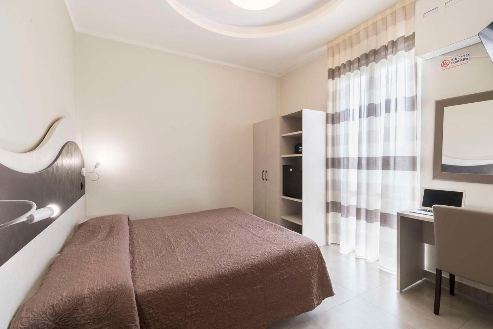 Hotel Roma Marina di Massa Eksteriør bilde
