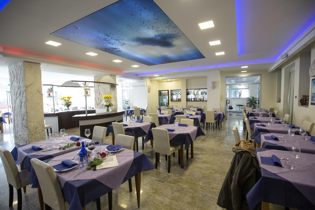 Hotel Roma Marina di Massa Eksteriør bilde